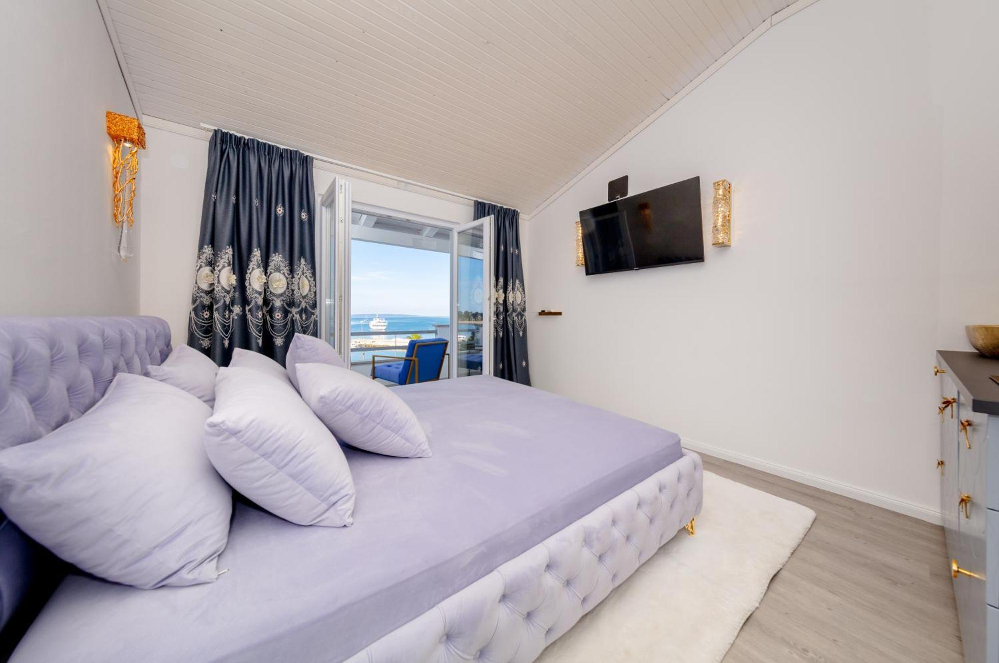 Boutique Residence Sundays ノヴァリャ 部屋 写真