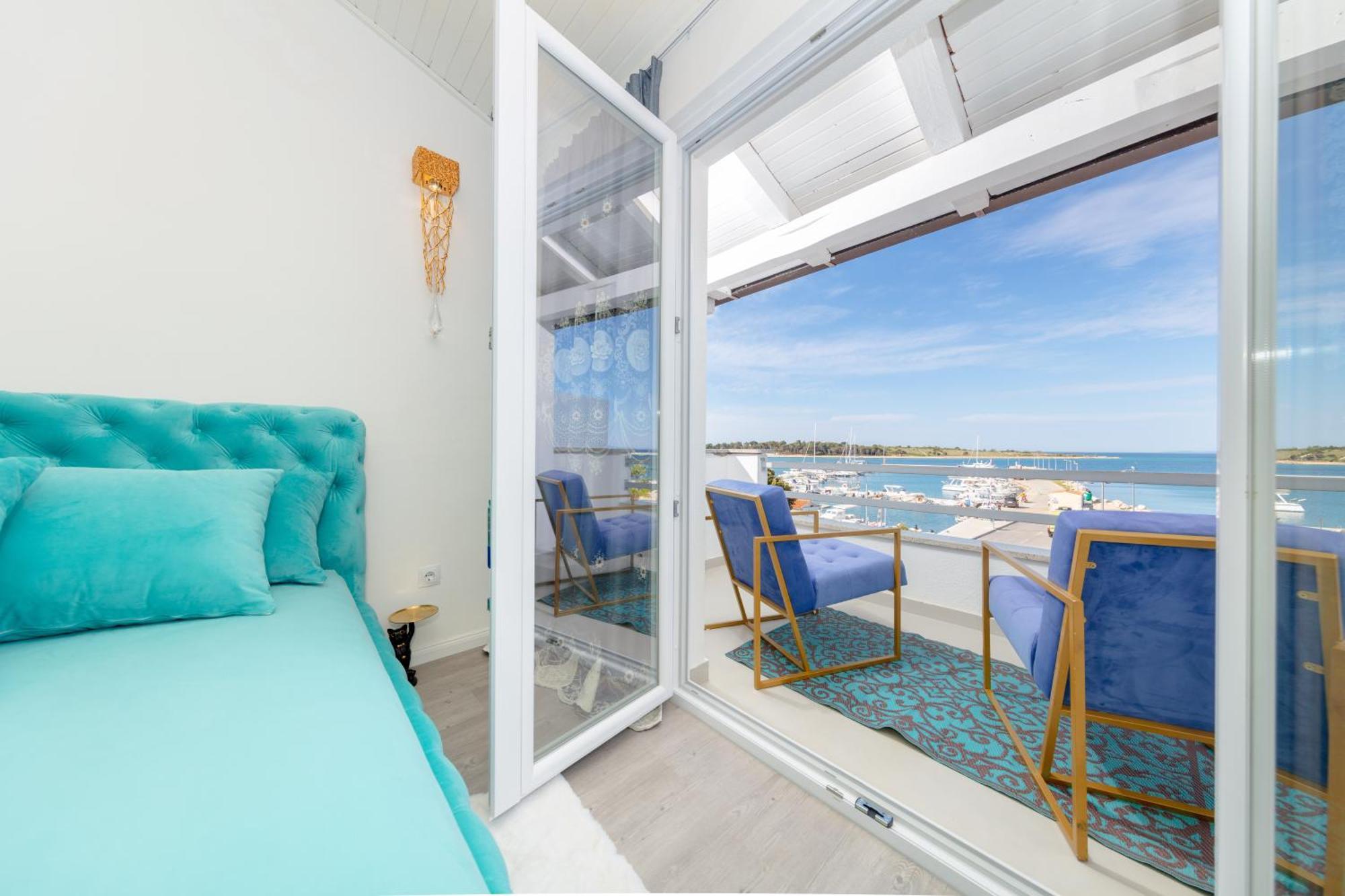Boutique Residence Sundays ノヴァリャ 部屋 写真